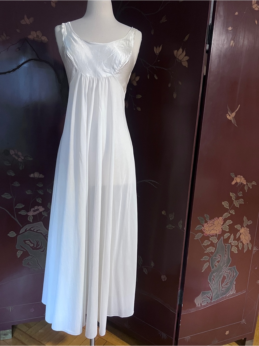 Old Hollywood Nylon Tricot and Liquid Satin cream/ivory Negligee. 60s-70s Sz P
